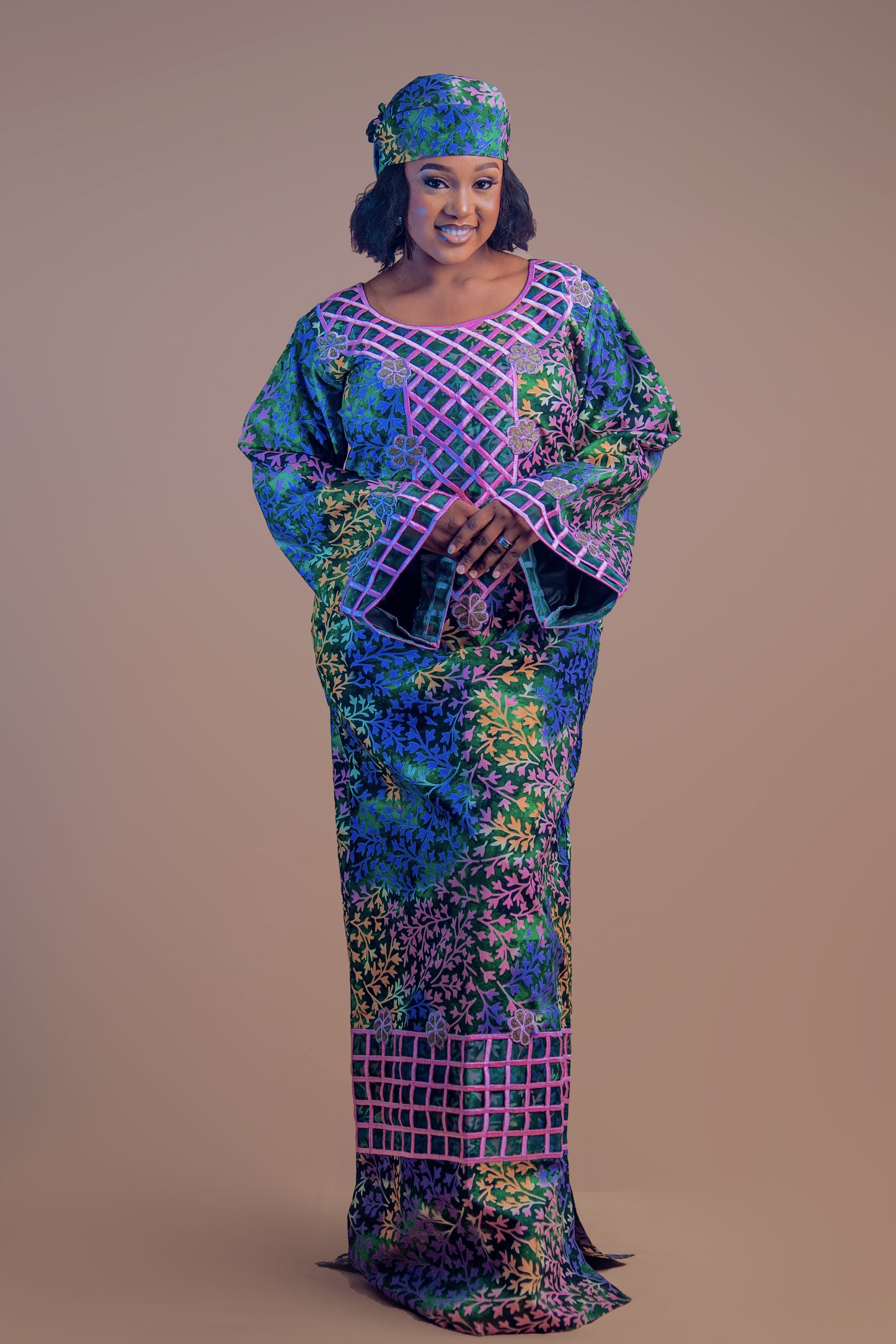 ADORABLE MWOMAN DRESS