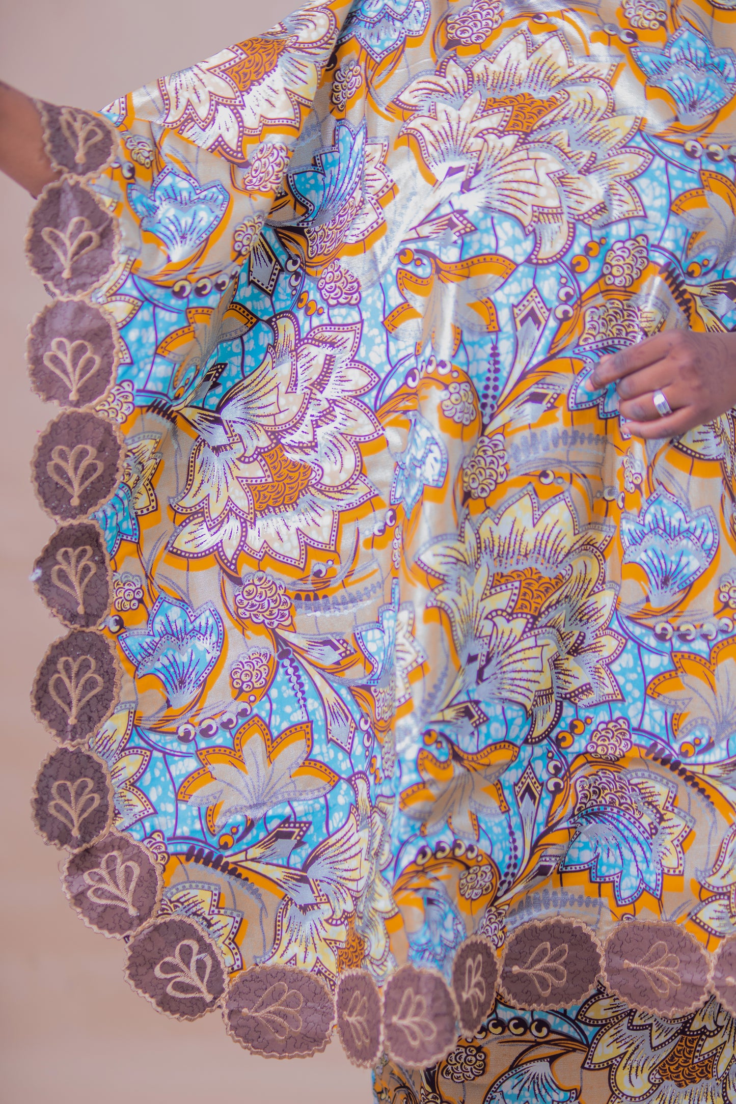 BOLD MWOMAN DRESS