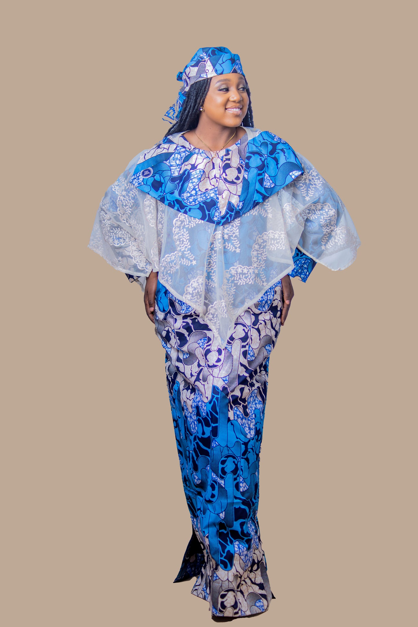 DRAPE MWOMAN CAPE DRESS